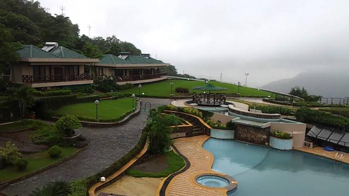 The Upper Deck Resort & Country Club